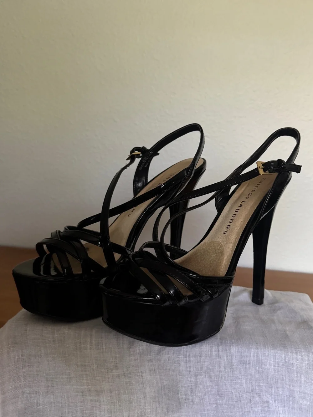Glossy Black Chinese Laundry Teaser Heel